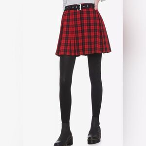 Hot Topic‎ Red & Black Pleated plaid Skirt With Grommet Belt 90s size M EUC